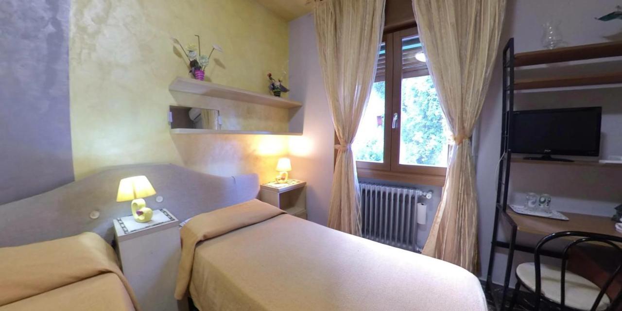 Carpe Noctem Bed & Breakfast Padova Bagian luar foto